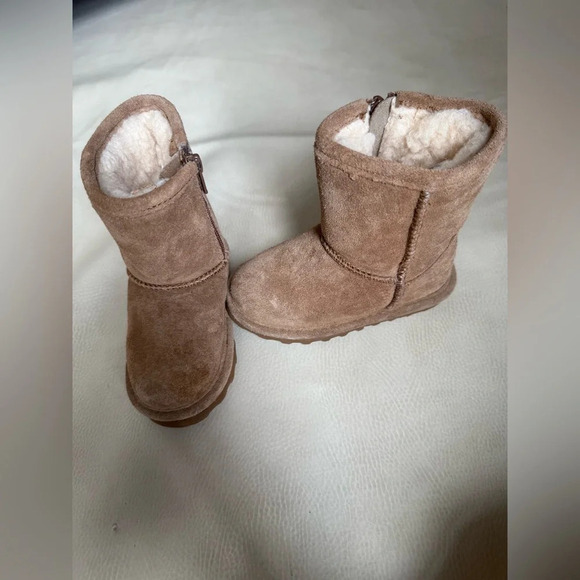 Bearpaw boots - Picture 7 of 9